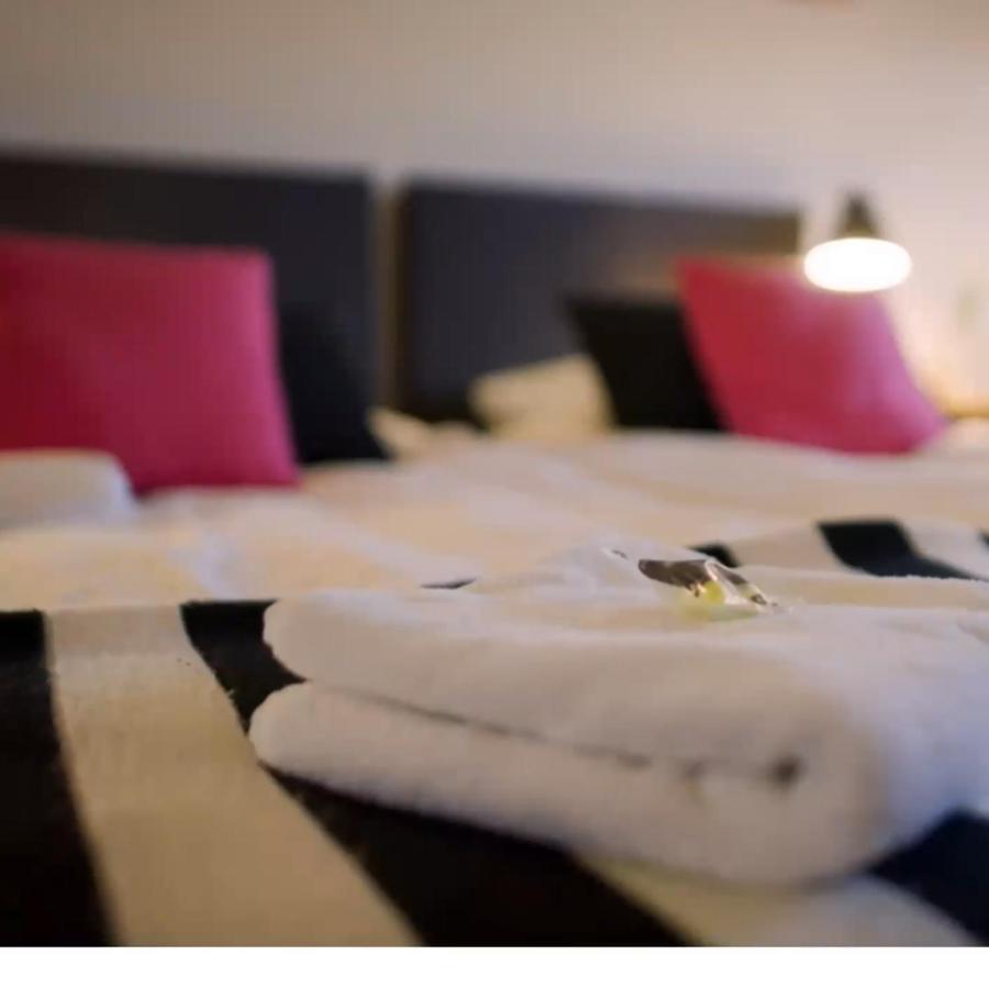 Bed and Breakfast Rheezerstee Zewnętrze zdjęcie