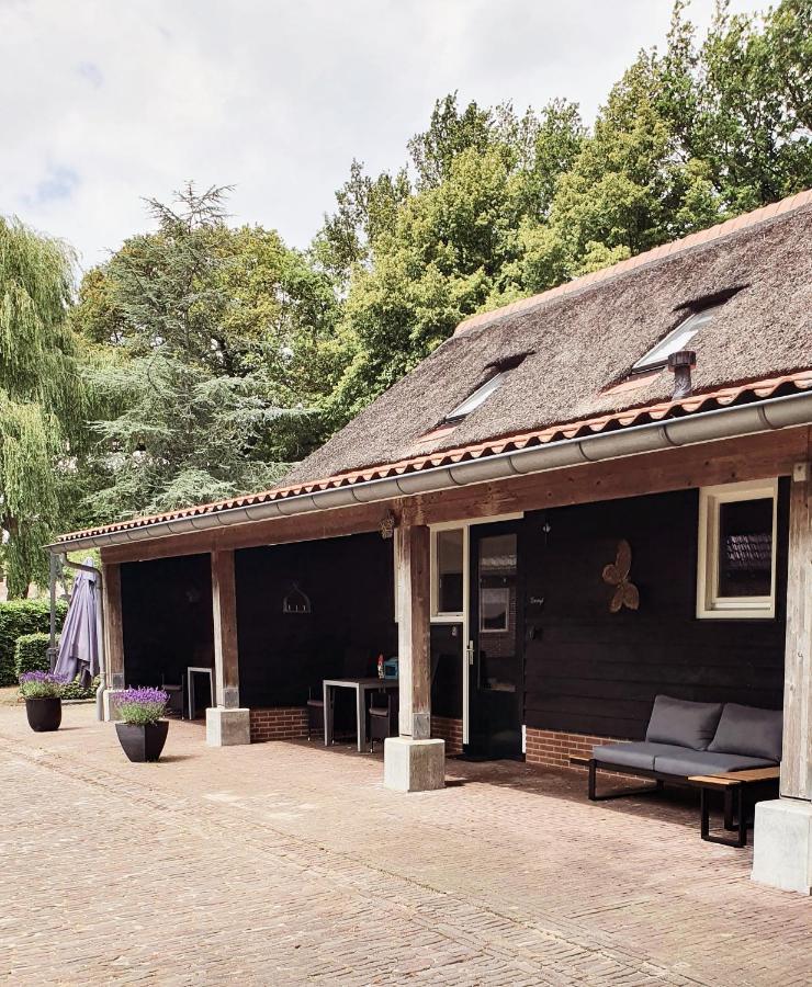 Bed and Breakfast Rheezerstee Zewnętrze zdjęcie
