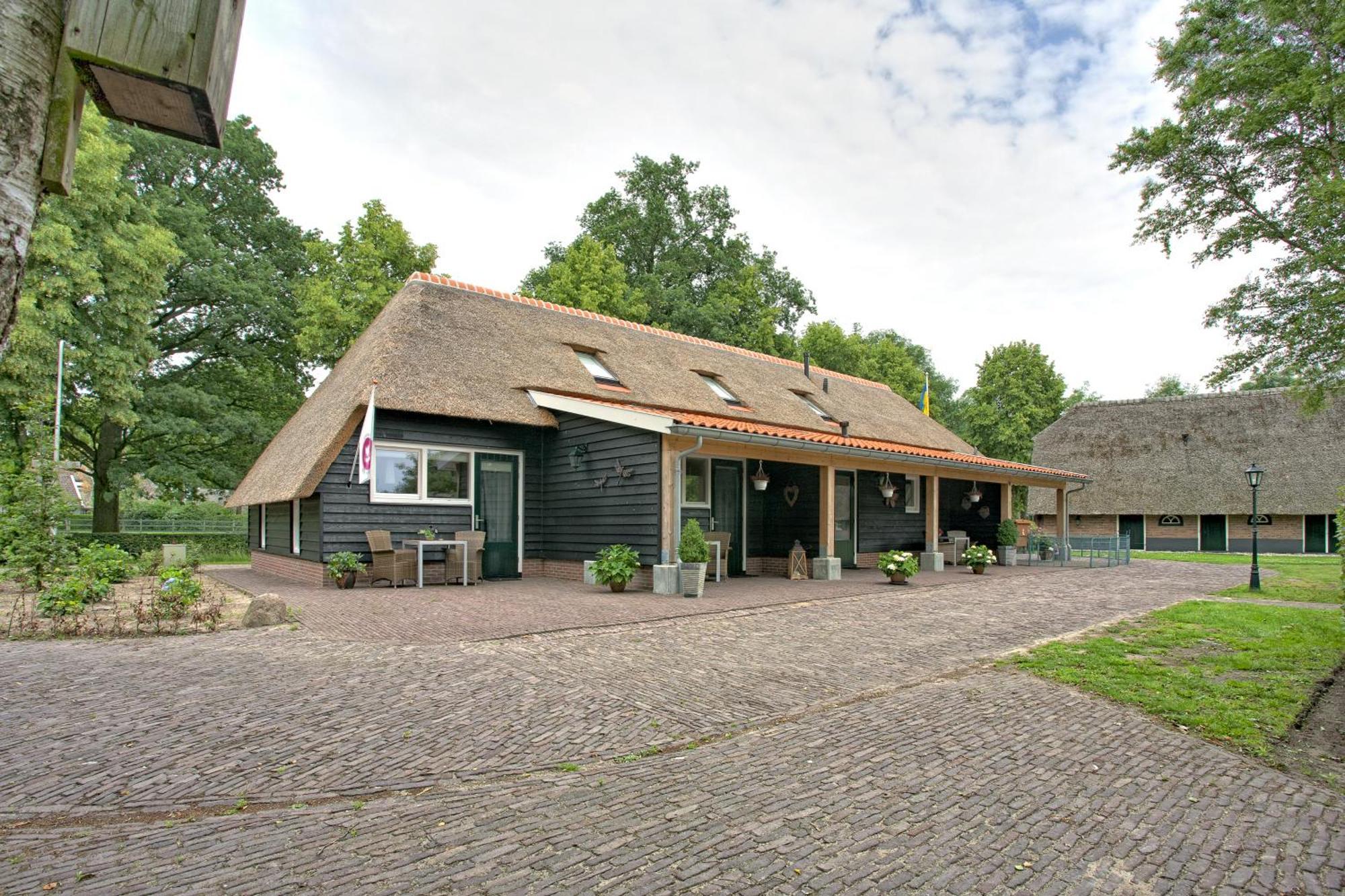 Bed and Breakfast Rheezerstee Zewnętrze zdjęcie
