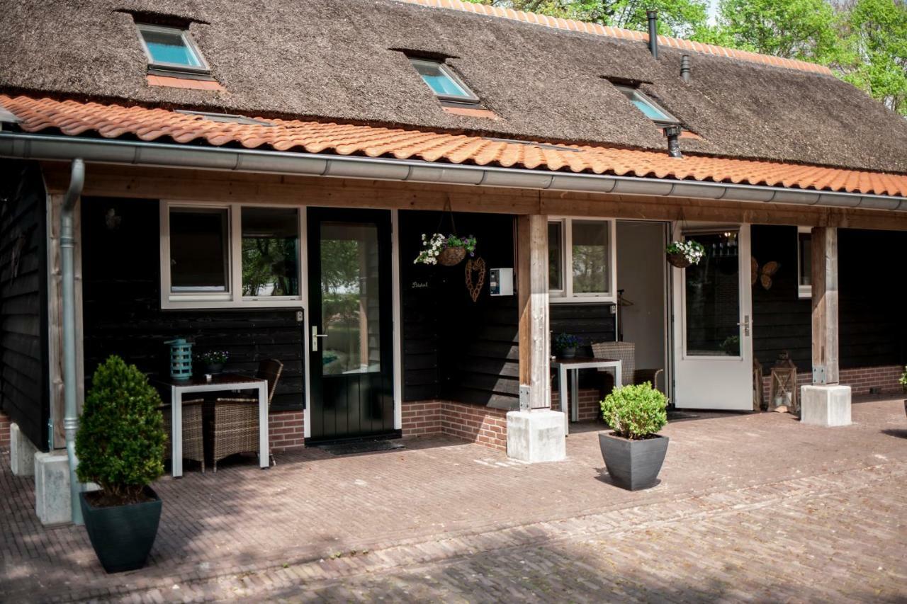 Bed and Breakfast Rheezerstee Zewnętrze zdjęcie